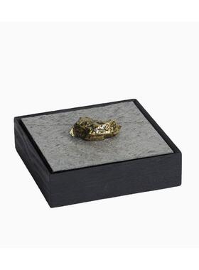 现代简约木WVE质纳样板间酒店衣间卧室书房玄收关桌面摆件帽盒装