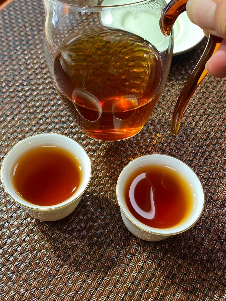 猛海布朗山大樹茶2013年2斤重的老茶頭磚普洱熟茶磚茶茶磚 普洱茶 BUASHOP普洱老茶