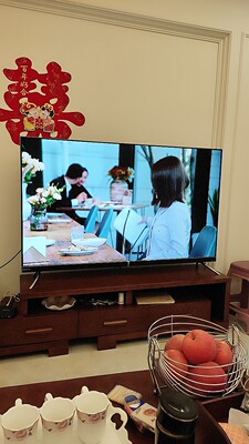 2020新款热销长虹65D8P与康佳B65U画质评测区别大吗？