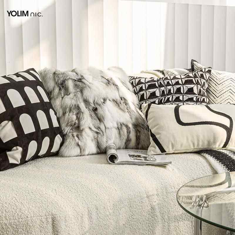 何A6L代简约F769MS76设计师抱枕黑白房灰几沙发现靠枕客厅轻奢样
