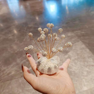 饰品轻奢防滑垫女神款 网红汽车摆件高颜值镶钻满天星车载中控台装
