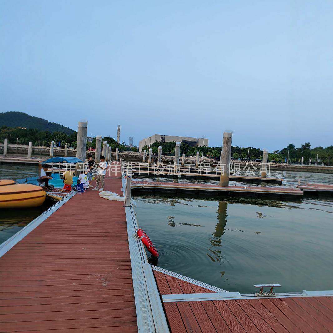 海上铝合金结构游艇码头引桥浮桥浮箱浮筒清水平台浮栈道设计加工