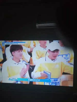 轰天炮M2投影机怎么样？真实评测曝光体验好吗？