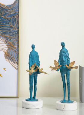 现代样板房金属人物雕塑摆件铁艺工艺品装饰品客厅男生房间摆设