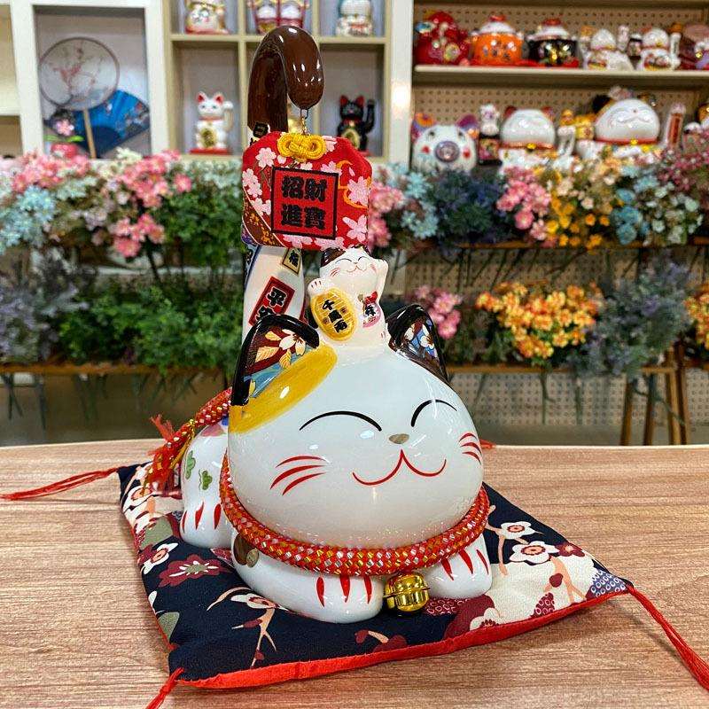 平安符长尾猫陶瓷摆件日式店铺收银台装饰客厅招财猫存钱罐