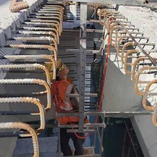 易横隔湿板升吊篮高空作业LSX平台接缝挂笼折叠挂篮移动挂笼简降