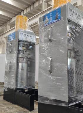 老爷岭笨榨大豆油全套榨油机械 聚民多功能真实大压力榨油机