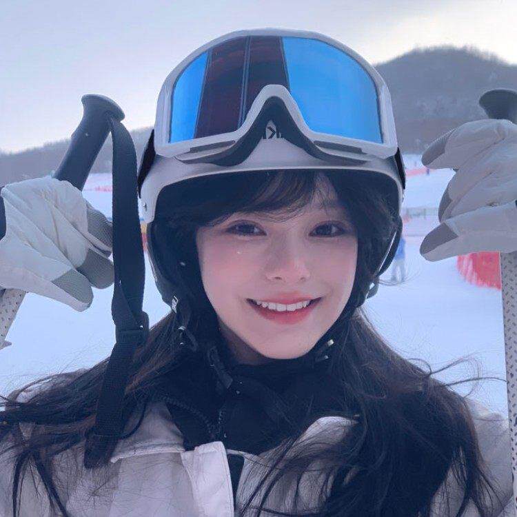 双层滑雪镜护目防风眼镜冬季户外防护登山雪地太阳眼镜男女同款骑