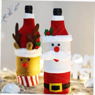 wine velvet bottle set decor Christmas restaurant moose