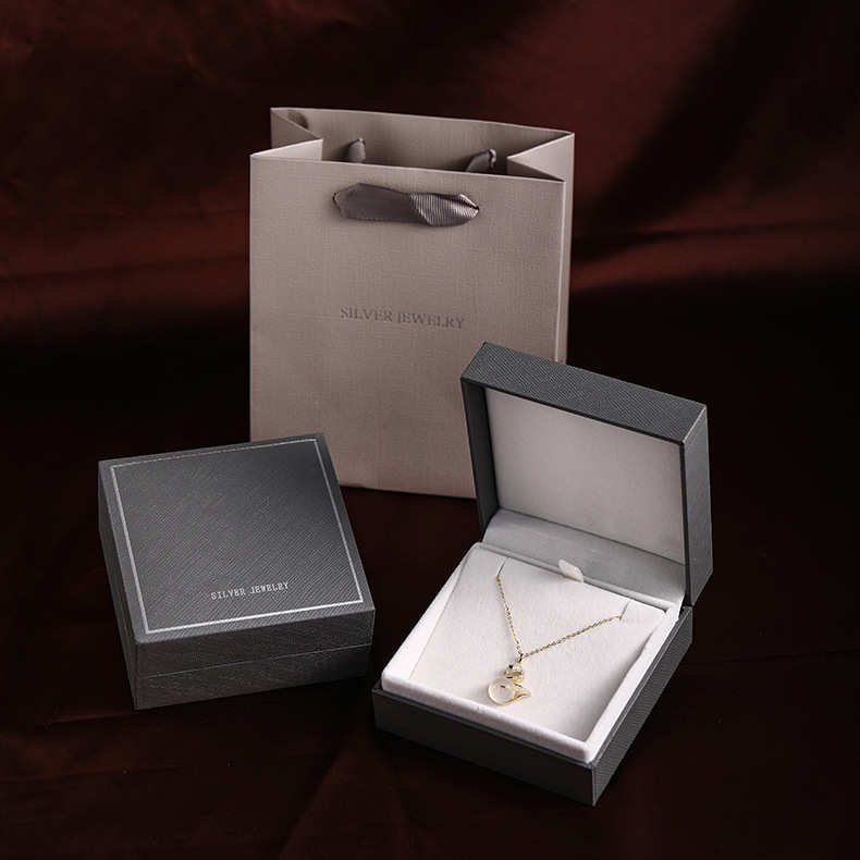 闪亮甄选珠宝首饰项链盒子简约吊坠盒外包装盒饰品礼盒首饰礼盒