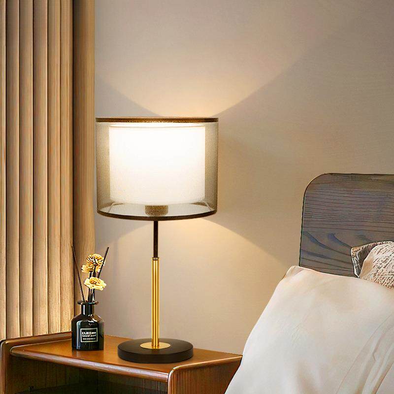 氛围台灯高级家用卧室感床头温馨灯轻奢感现代简约复古装饰无