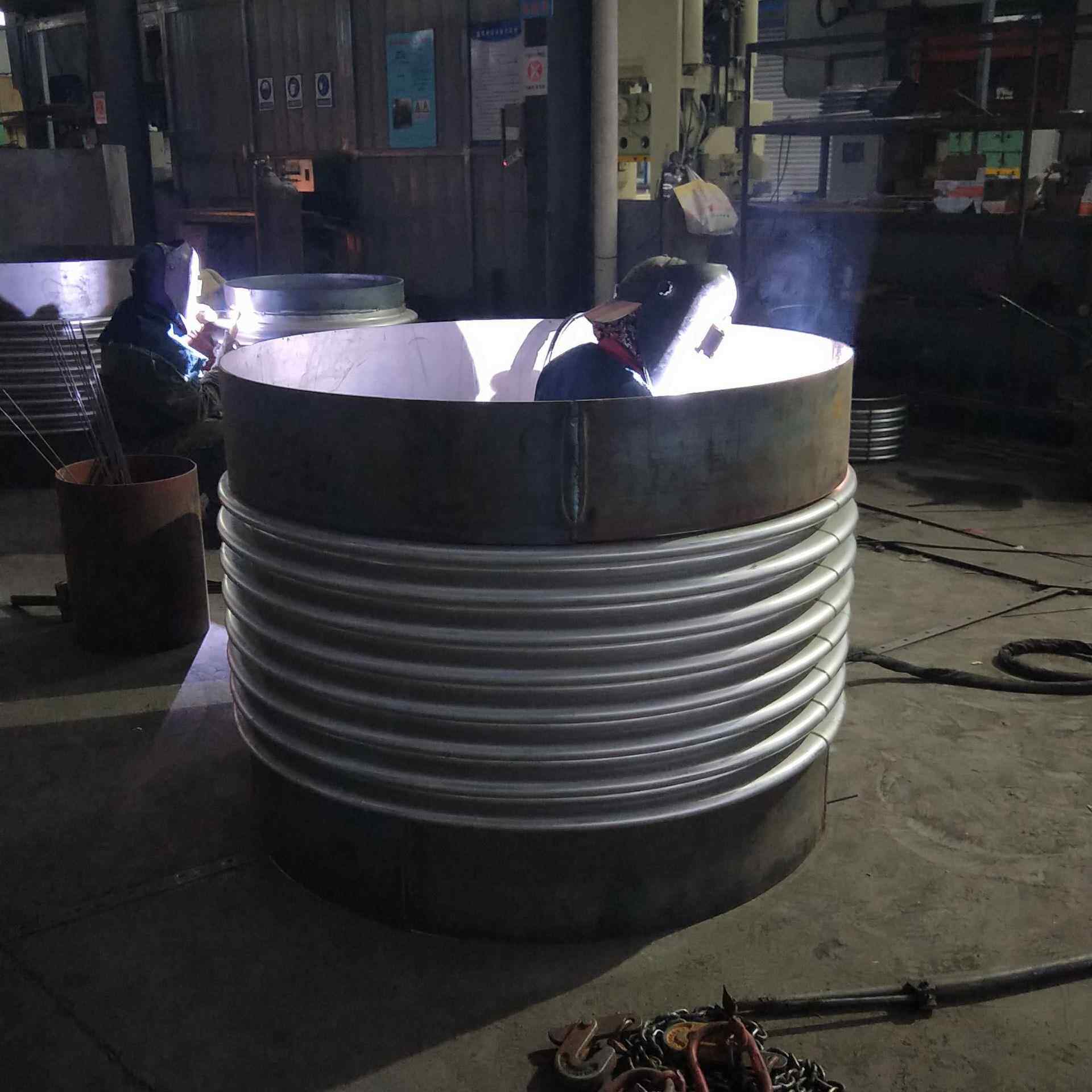厂家长期供应 DN15-200、不锈钢304波纹管管坯波纹 补偿器