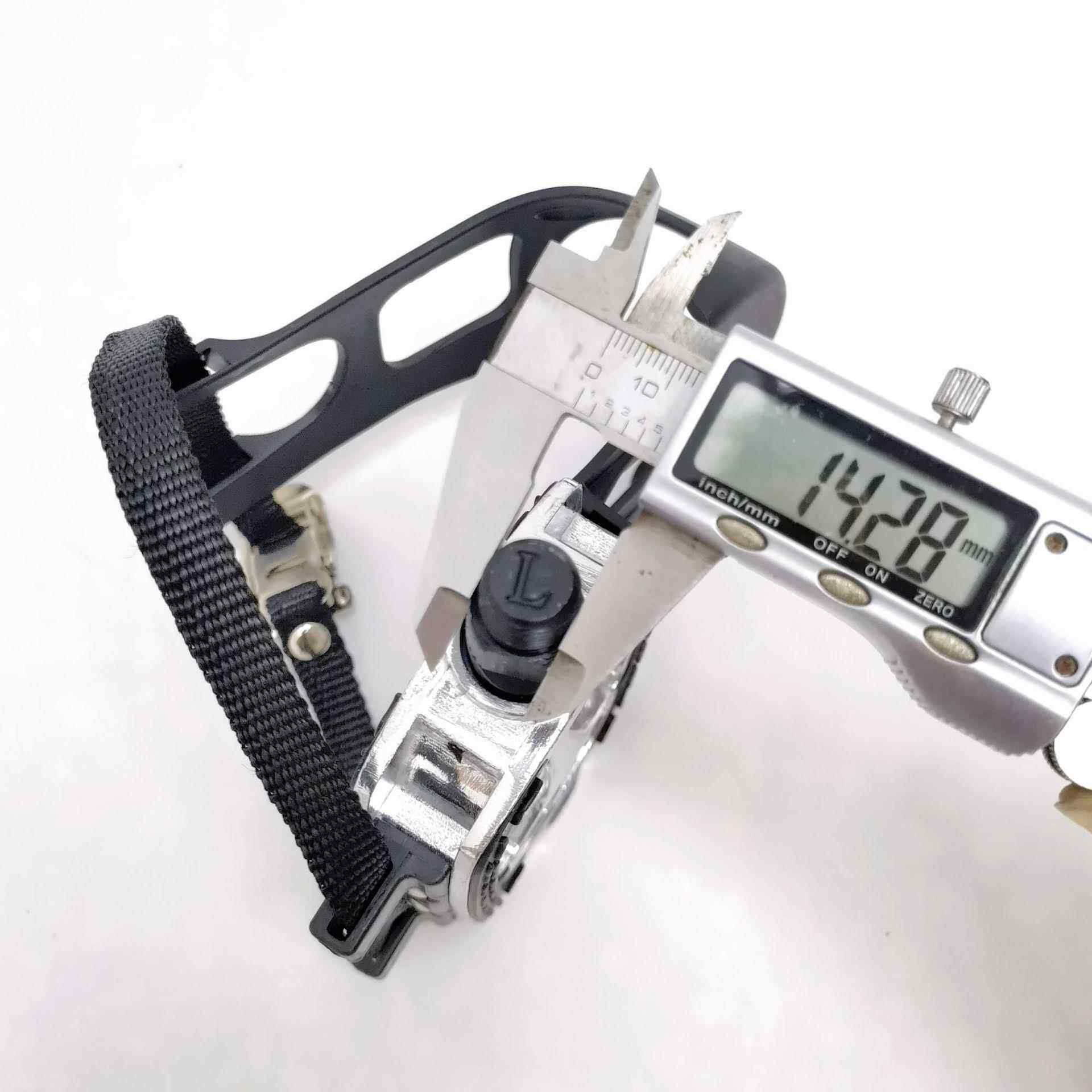 直销新款动感单车自行车脚蹬 维修健身车健身运动器材脚踏板动感