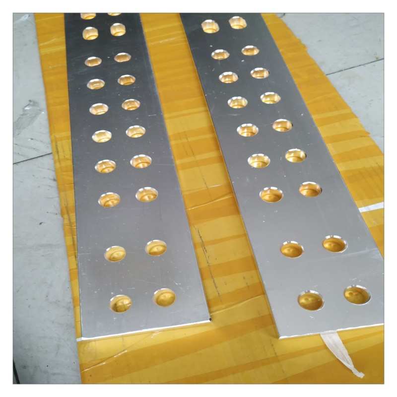 专业做T2铜排 打孔折弯紫铜排 5*50 激光切割冲孔加工 镀锡打孔