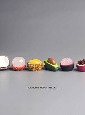 无聊瞭，摆几个拨开 水果治愈心情彷真小摆件电脑日式工位办公桌