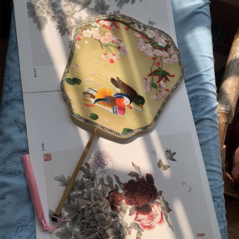 苏绣手工双面绣宫扇熊猫刺蜀湘绣湘妃婚扇古典团扇结婚送老外品新