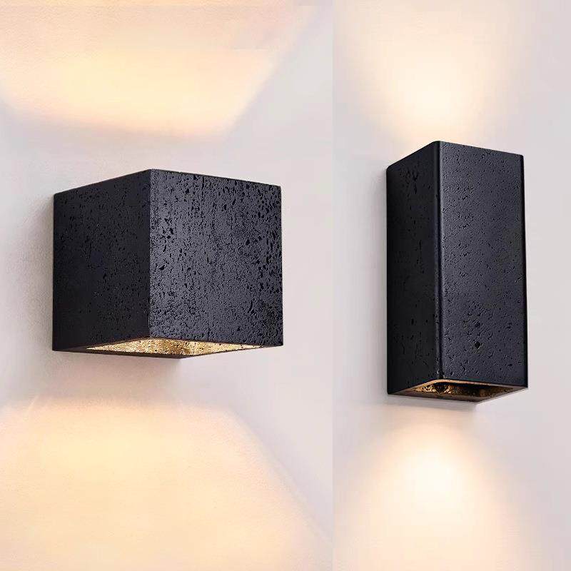 意式极简床头壁灯现代客厅卧室过道楼梯中古复古黑色洞石氛围墙灯