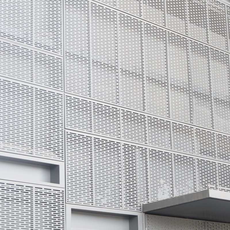 铝合金穿孔板建筑外墙镂空装饰洞洞板防护网氟碳漆冲孔铝单板幕墙