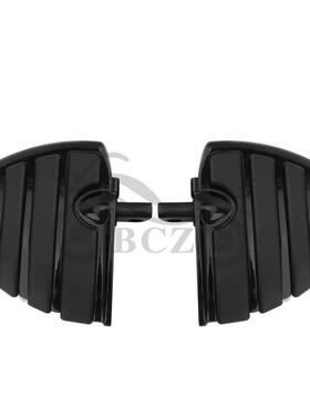 哈雷XL883 突破者 戴娜软尾肥仔路王 改装前后脚踏板 休息脚踏