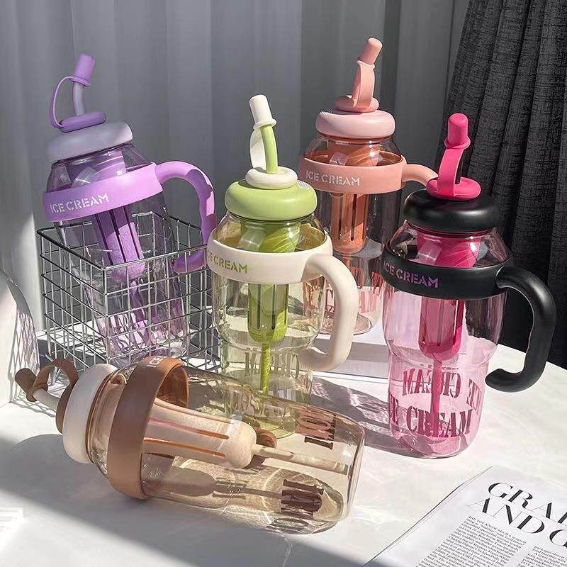 高颜值巨无霸吸管杯塑料大肚杯大容量花茶杯带手柄大水壶超大容量