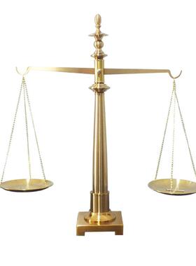 欧式古典正义天平摆件样板房书房办公室创意装饰品金色金属大天平