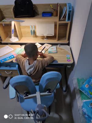 法兰·芭比L9-C3儿童学习桌怎么样？买后三个月使用谈缺点！