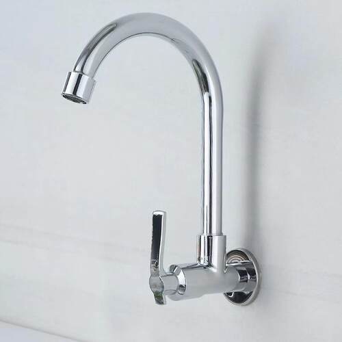 新款直销入墙式单冷水龙头厨房洗菜盆万向旋转阳台侧进水洗衣柜单