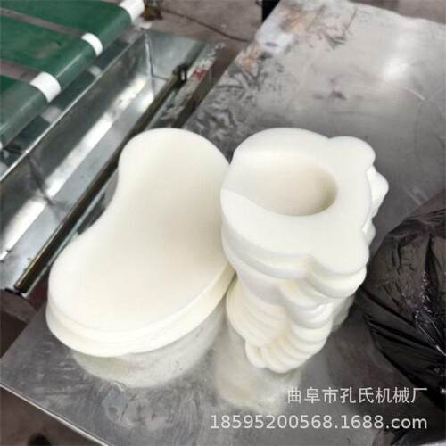 海绵液体硅胶白乳胶滚涂机 挤压渗透烘干机器 婴童枕头床垫过胶机