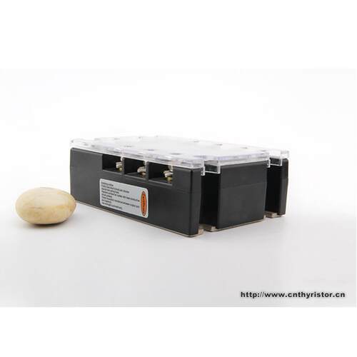 JGX-3D3825 SSR-3 25DA 三相固态继电器 计算机外围接口装置配件