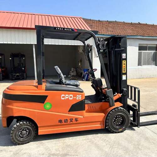 工厂跨境出口新能源电动叉车0.5/1/1.5/2/2.5//.5吨仓储车