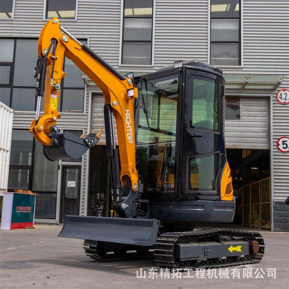 HT25型小型履带式挖掘机 全封闭式驾驶舱挖机 多功能工程小钩机