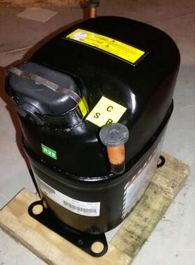 CAJ2446Z TAJ2464Z CAJ2464Z原装全新泰康冷柜试验箱制冰机压缩机