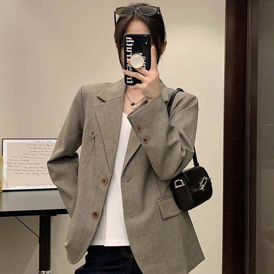 灰棕色小西装外套女2026春秋新款设计感气质高级感休闲小个子西服
