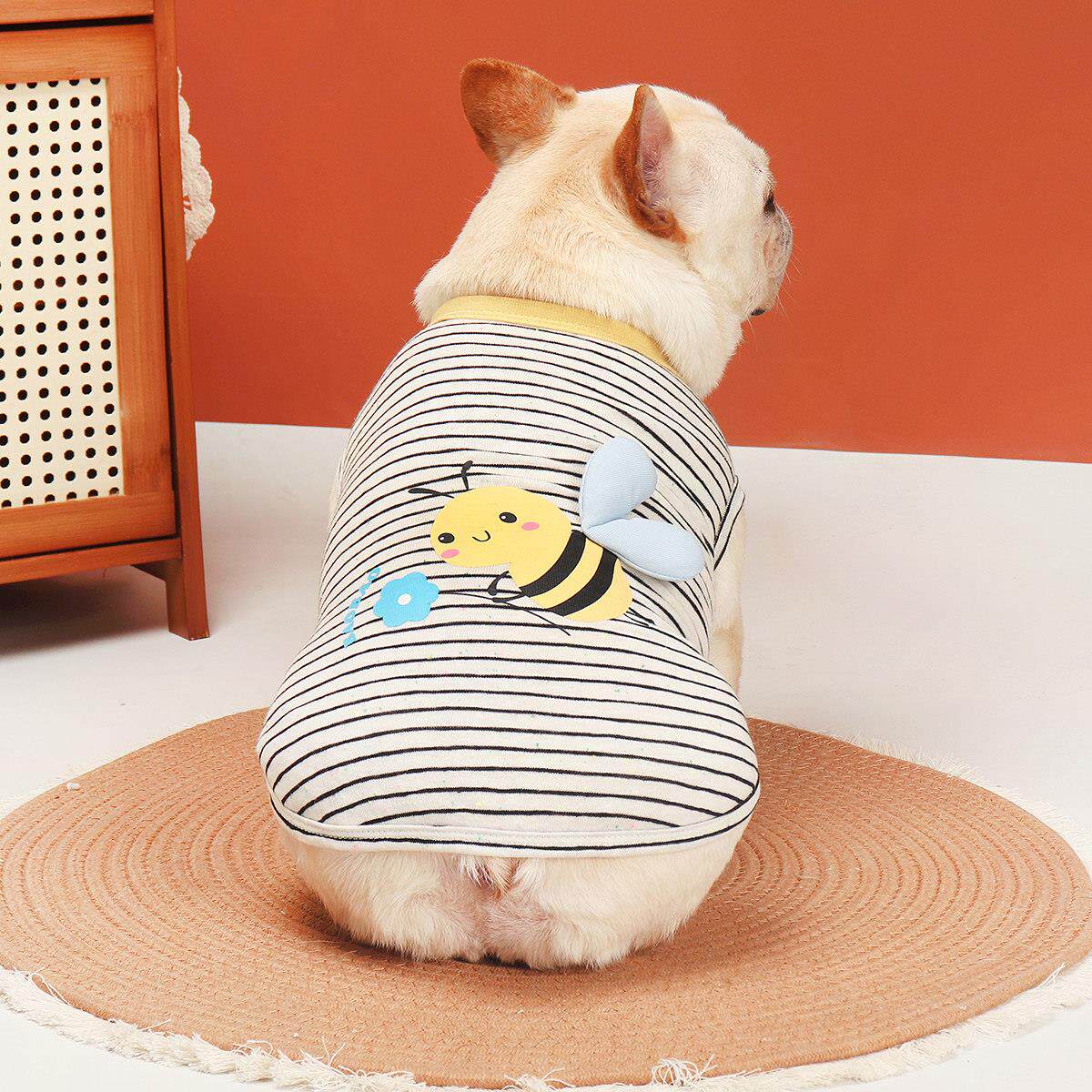 2025夏季新款法斗衣服薄款空调服背心宠物柴犬巴哥小型犬狗狗衣服