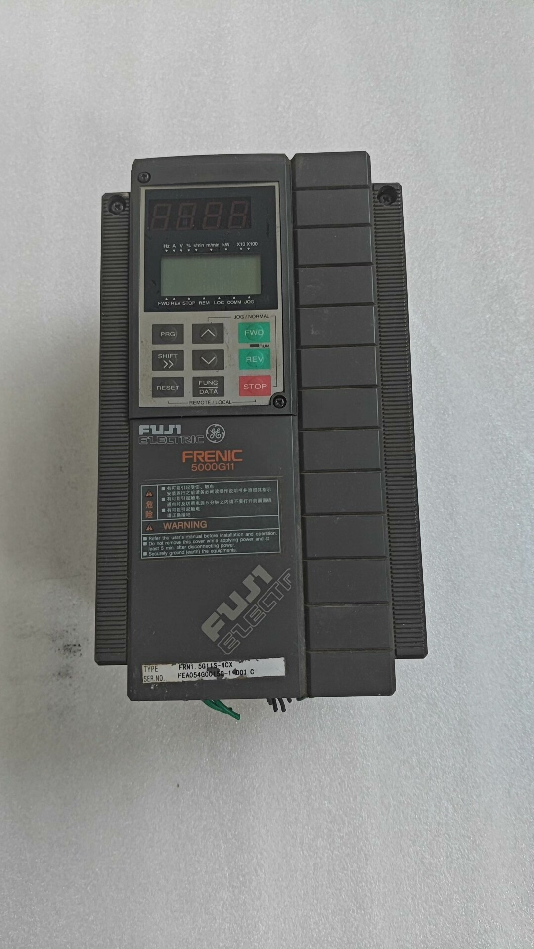 富士变频器FRN1.5G11S-4CX，1.5KW，实物拍摄