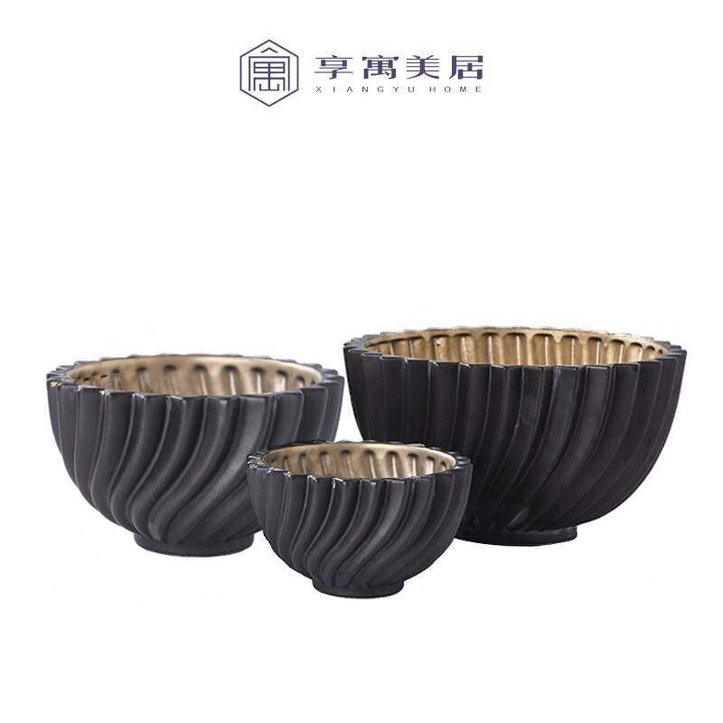现代北欧创意个性果盘螺旋纹白色黑色餐厅桌面摆件客厅茶几收纳碗