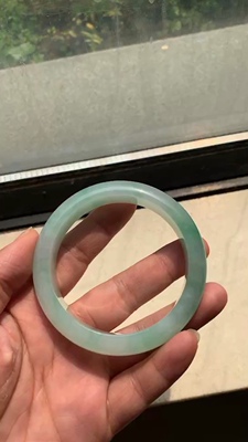 如何评价正玉堂天然玉镯子怎么样，到底是不真假，还是水货？