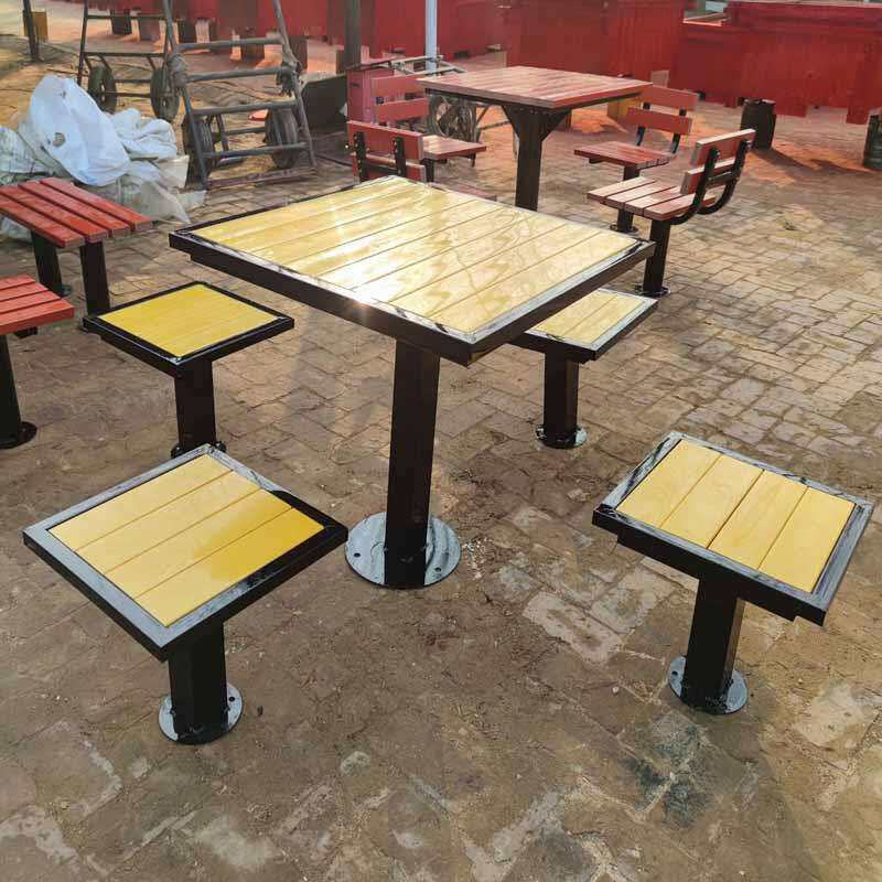 塑木桌椅组合户外带象棋棋盘桌椅小区围棋公园一桌四椅防腐木下棋