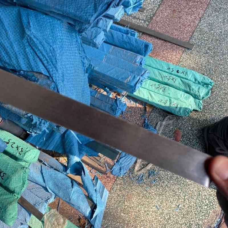 304不锈钢方钢扁钢扁条拉丝板316L四方棒板方条实心方块止滑条料,金属材料及制品,扁钢,淘宝优惠券,粉丝福利购,淘宝优惠卷