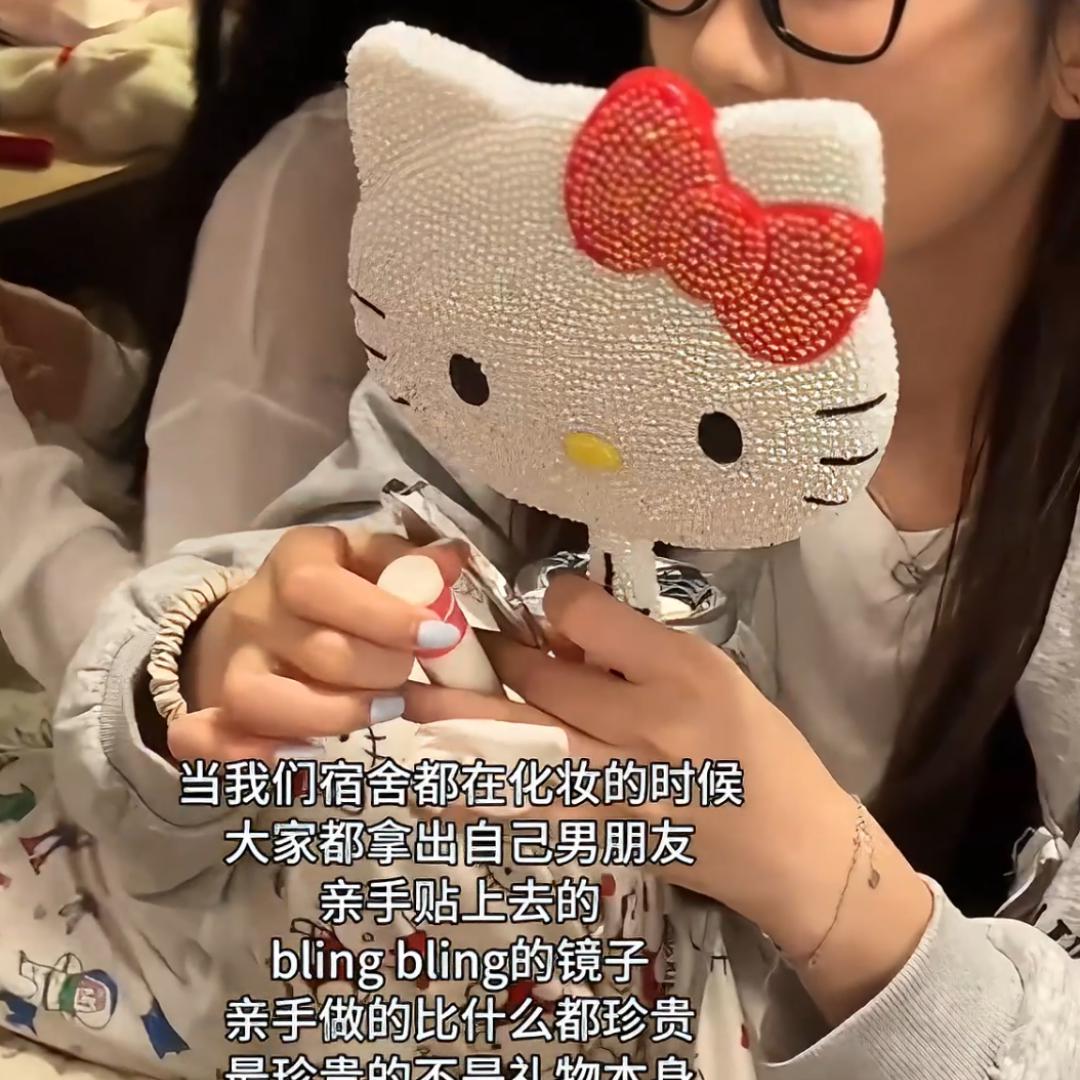 hellokitty猫咪豹纹贴钻镜子公主旋转台式镜KT化妆镜diy手工礼物