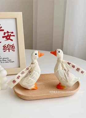 平安喜乐鸭 手工治愈系祝福语木质摆件创意生日礼物桌面人工雕刻