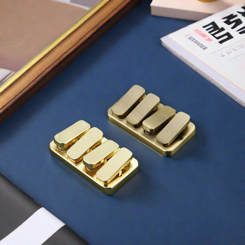 迷你推牌便携随身玩具磁力响币锌合金解压手把件长方形按压跷跷板