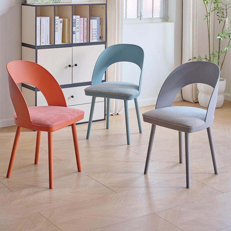 餐椅家用加厚靠背塑料椅子现代简约休闲坐垫椅轻奢高级餐厅餐桌椅