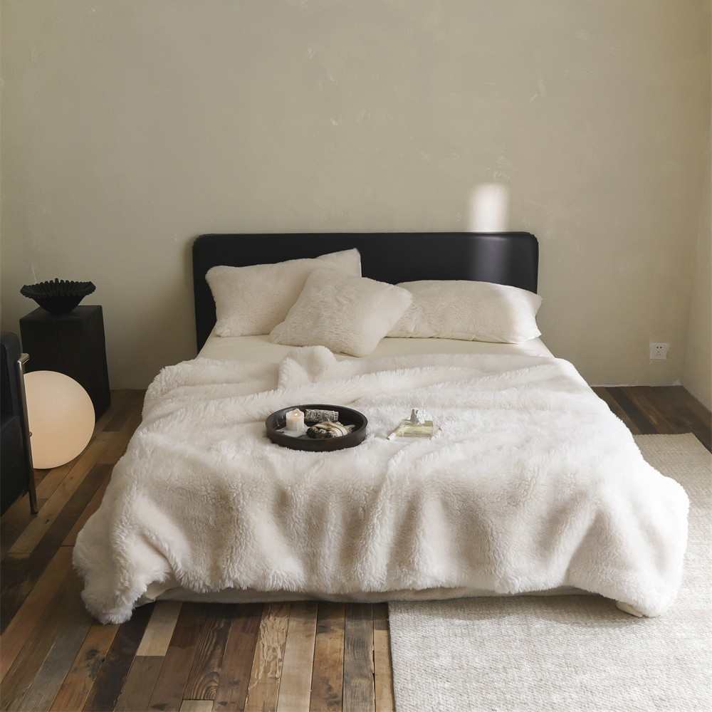 毯沙发卧室柔软绒毯榻榻米云糯毯毯休闲肤羊毛绒州卡达尔超澳