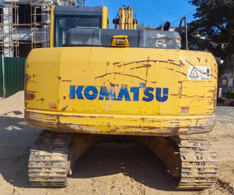 3月8日福州工程机械设备小松120-8挖掘机一辆网络拍卖公告