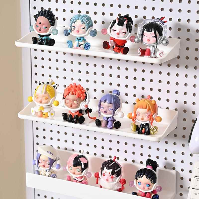 挂在洞洞板上的置物架配件书桌上二次元收纳盒夹子挂钩搁板笔筒