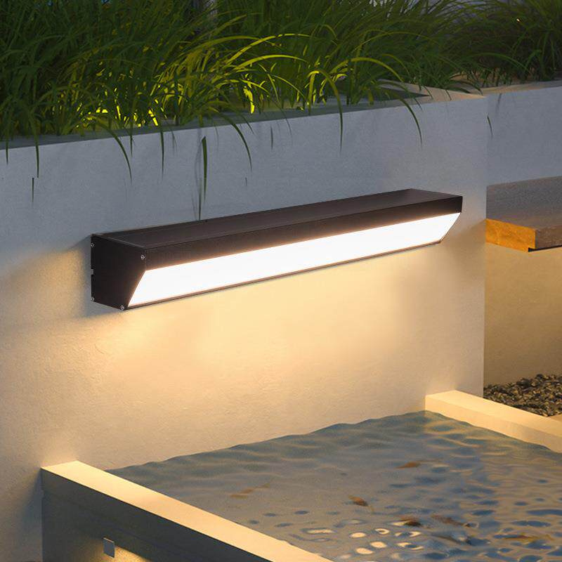 太阳能壁灯庭院灯走廊灯篱笆灯长条人体感应免打孔户外露营照明灯