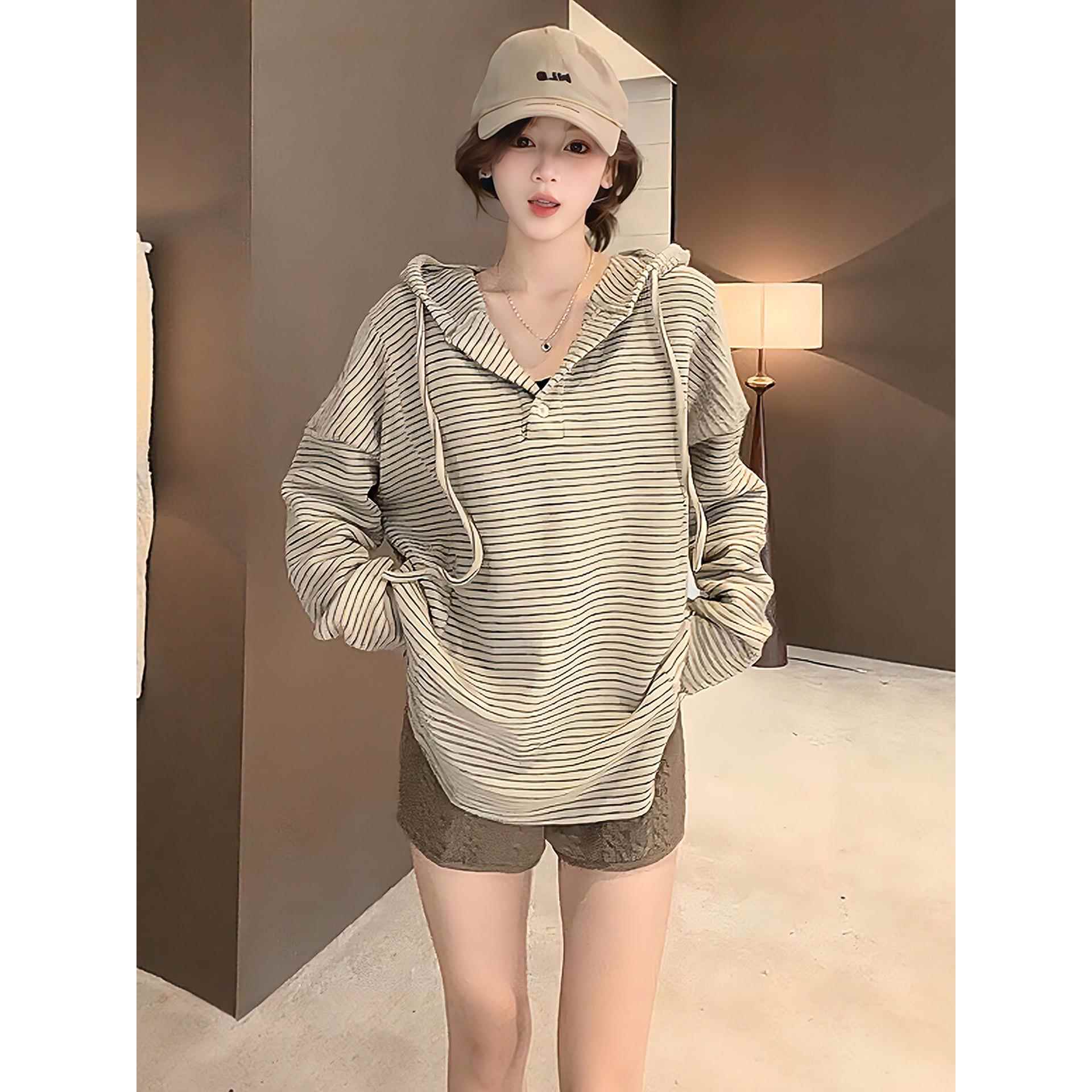 条纹连帽加厚加绒卫衣女款秋冬季2025新款爆款时尚洋气慵懒风上衣