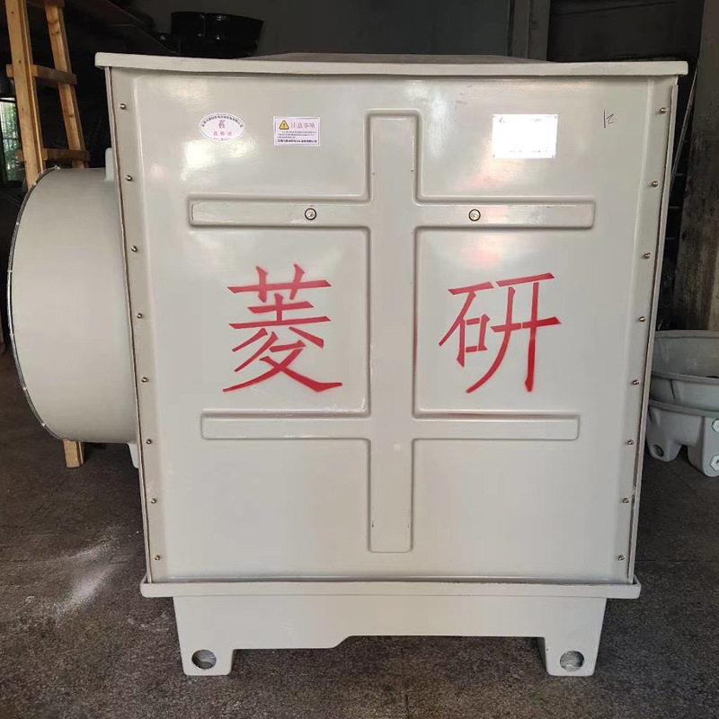 侧面出风小方形冷水塔厂家度受限冷库用小型横出风玻璃钢冷却塔