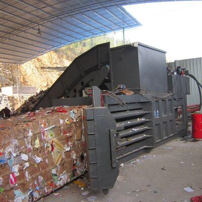 塑料膜塑料瓶滴灌带各种废纸箱回收站液压打包机全自动压缩打包